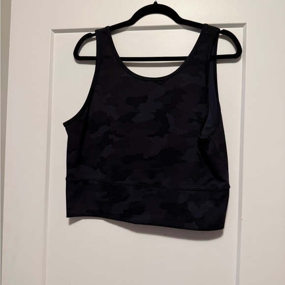 lululemon athletica Black Camo Crop Top - Picture 1 of 1